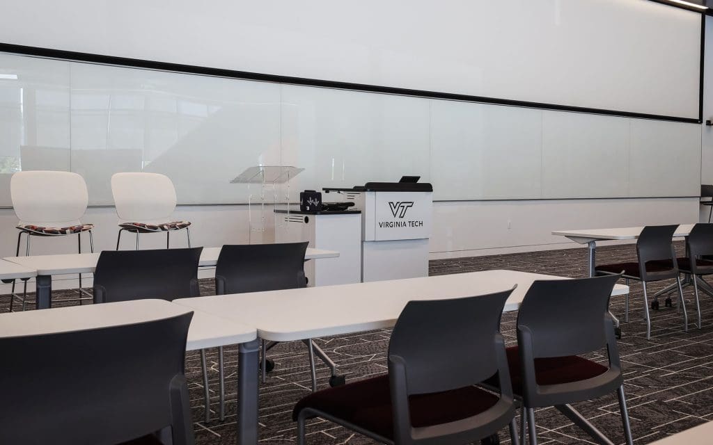 Dreamwalls Backpainted Glass at Virginia Tech Innovation Campus Building One-006