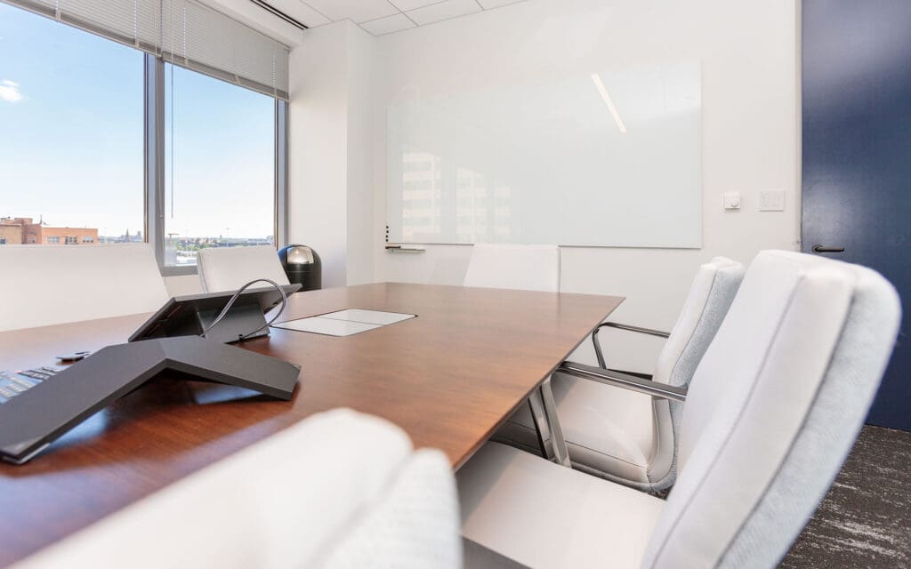 Dreamwalls glass whiteboard at Huron Consulting in Chicago-06